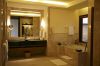 suite-bathroom